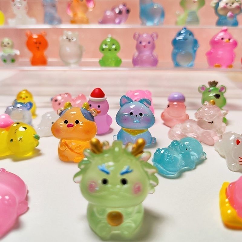100 Piezas Mini Figuras Lumino - Home Security Officer reseña y precio